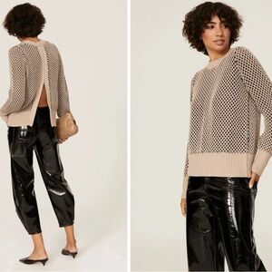Thakoon Collective
Mixed Honeycomb Sweater size XS fits to small.